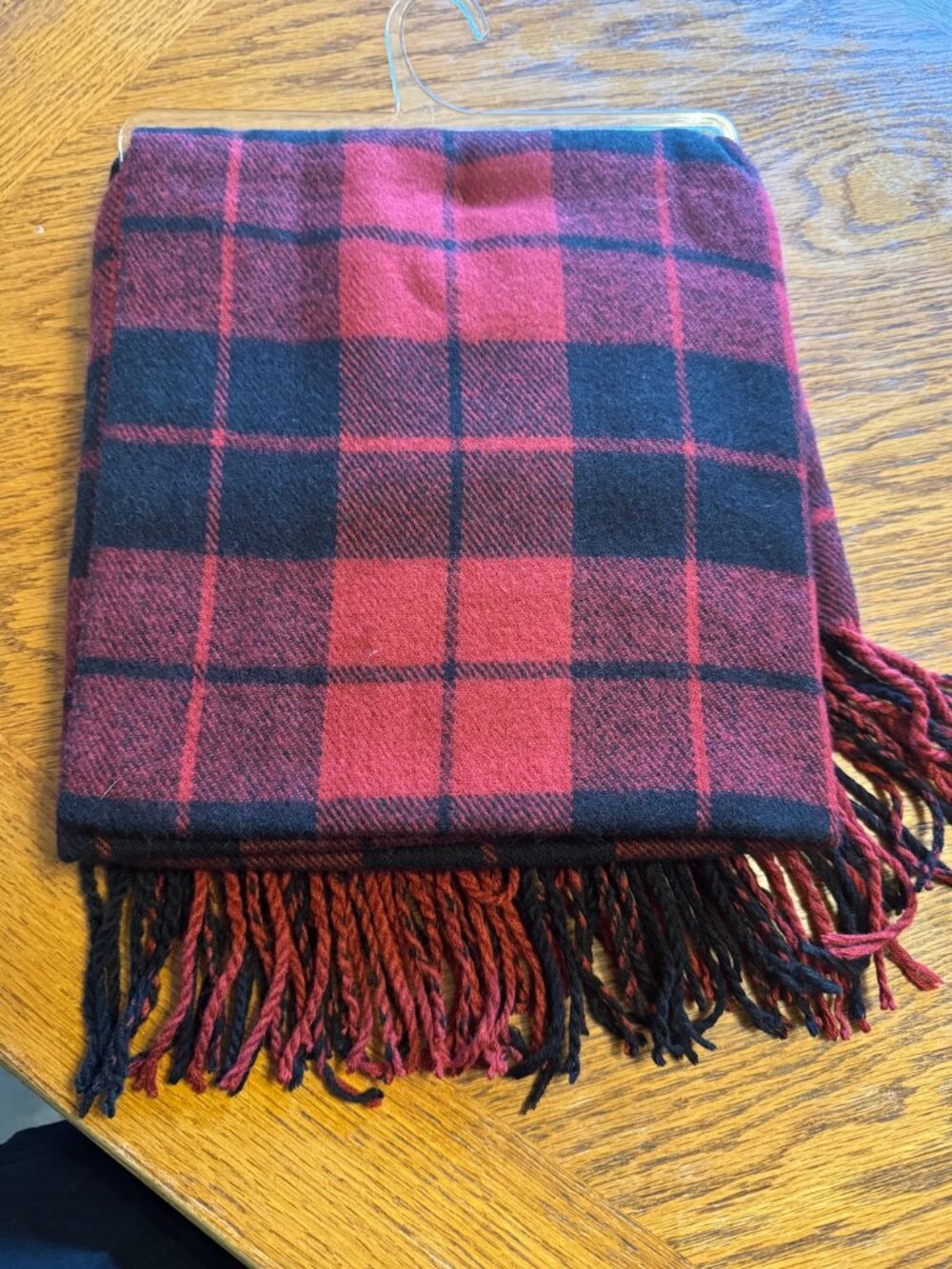 Hildie & Jo blanket scarve, Buffalo Plaid NWT (B44)
